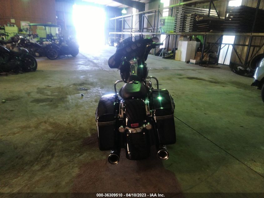 2019 HARLEY-DAVIDSON FLHX - 1HD1KBC19KB671364