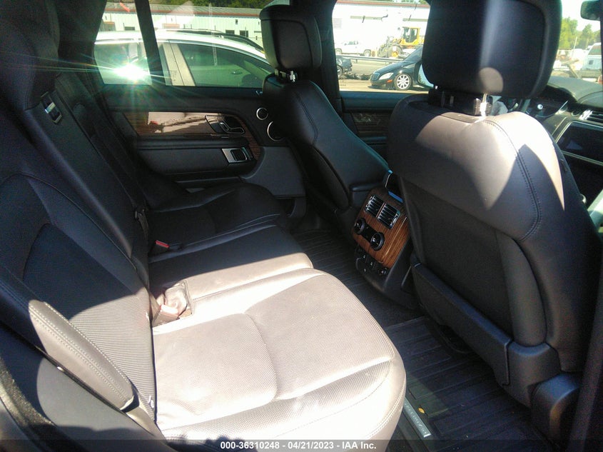 VIN SALGS2RE8JA380387 2018 LAND ROVER RANGE ROVER