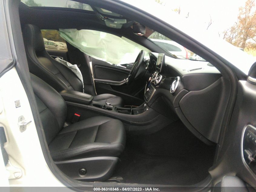 2015 MERCEDES-BENZ CLA-CLASS CLA 250 - WDDSJ4EB1FN210776