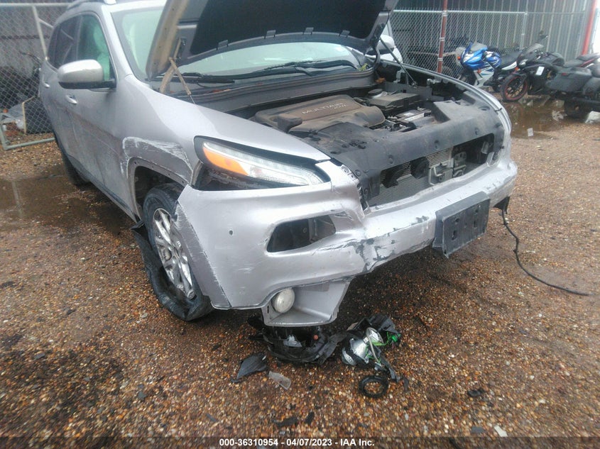 VIN 1C4PJLCB4HW650131 2017 JEEP CHEROKEE LATITUDE