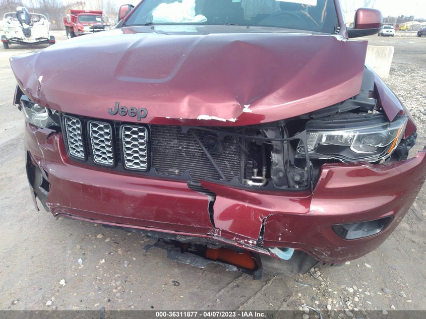 VIN 1C4RJFAG1JC151691 2018 JEEP GRAND CHEROKEE ALTITUDE