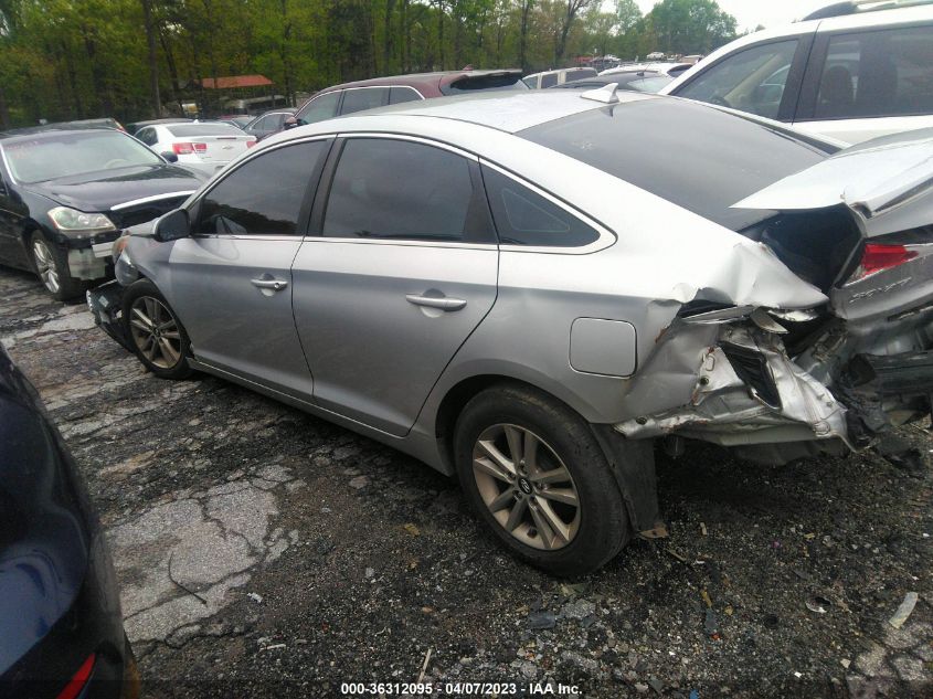 2015 HYUNDAI SONATA 2.4L SE - 5NPE24AF5FH004700