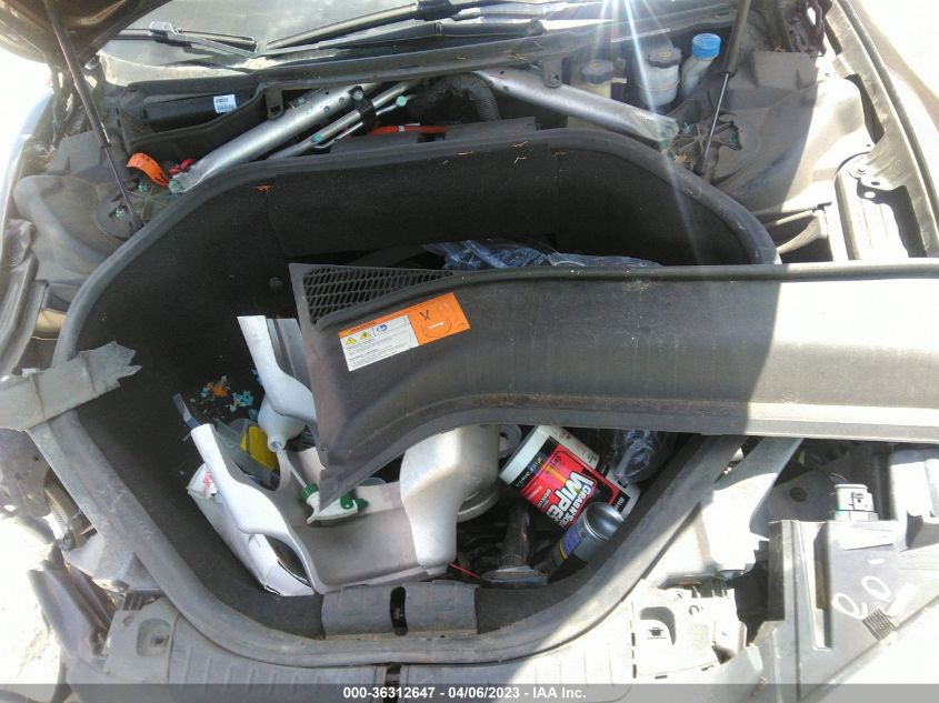 2014 TESLA MODEL S 60 KWH BATTERY/P85 - 5YJSA1H19EFP45217
