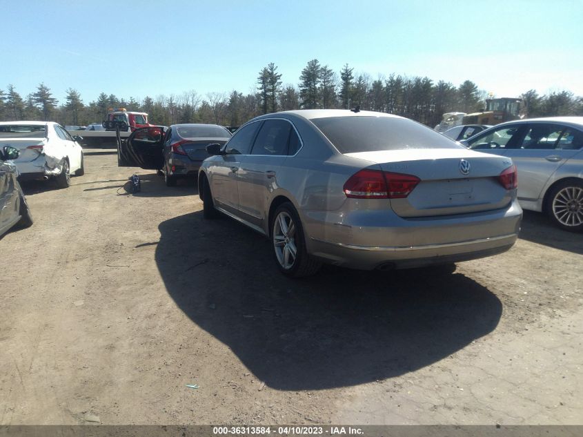 2014 VOLKSWAGEN PASSAT TDI SEL PREMIUM - 1VWCN7A3XEC102800