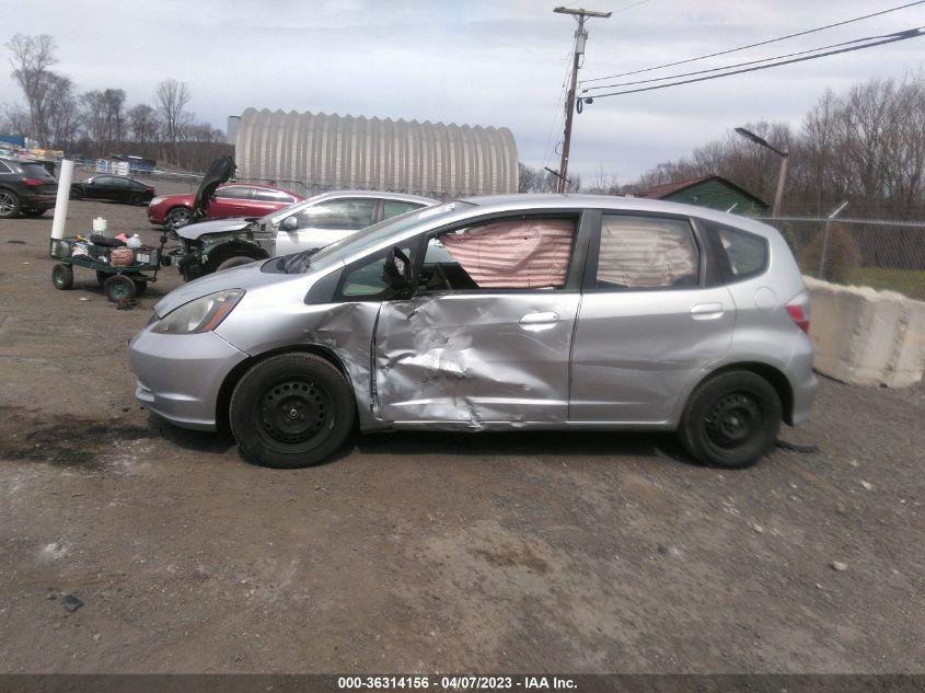 2013 HONDA FIT - JHMGE8H33DC063335