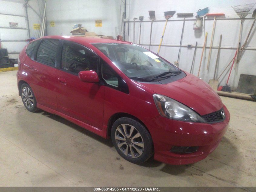 2013 HONDA FIT SPORT - JHMGE8G58DC056948