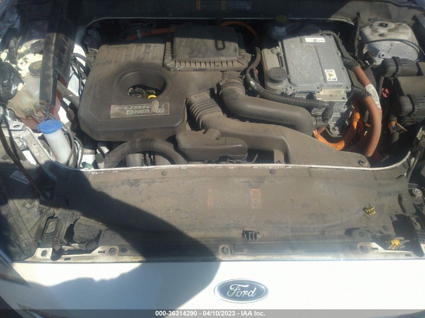 2018 FORD FUSION ENERGI SE - 3FA6P0PU3JR189782