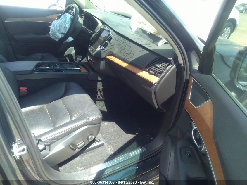2021 VOLVO XC90 MOMENTUM - YV4A221K7M1692975