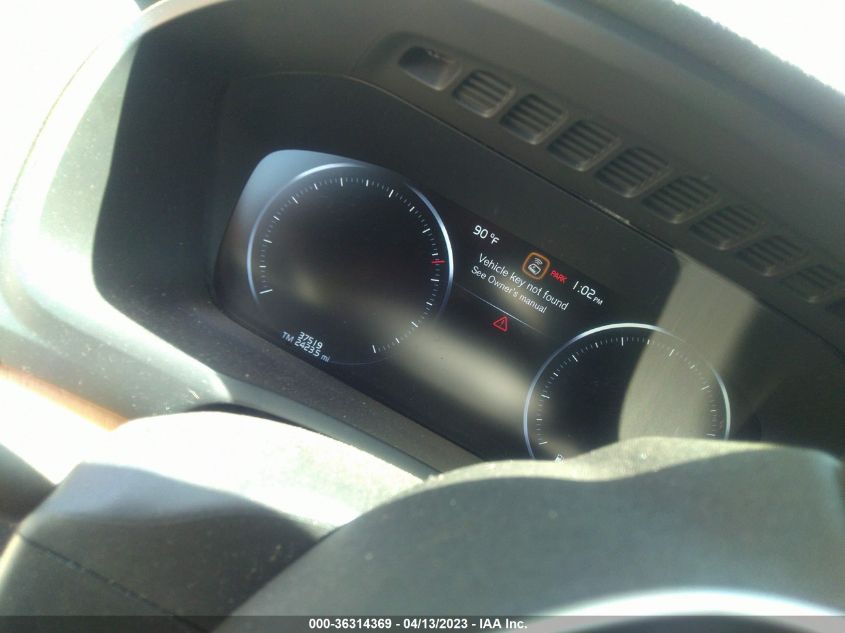 2021 VOLVO XC90 MOMENTUM - YV4A221K7M1692975
