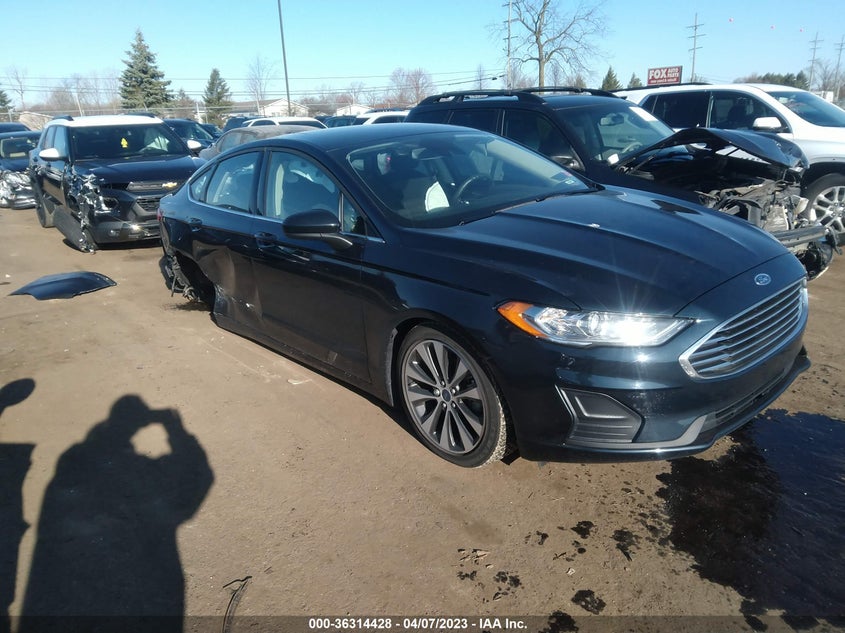 VIN 3FA6P0T90LR165007 2020 FORD FUSION SE