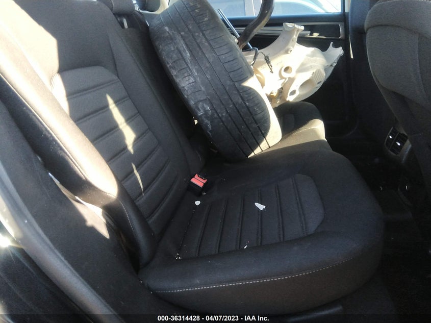 VIN 3FA6P0T90LR165007 2020 FORD FUSION SE