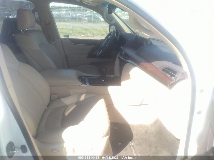2016 LEXUS LX 570 JTJHY7AXXG4189255