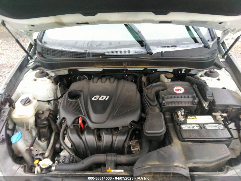 2013 HYUNDAI SONATA SE - 5NPEC4AC2DH759786