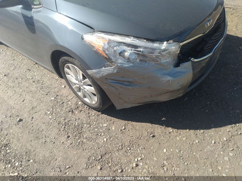 2016 KIA FORTE LX - KNAFX4A64G5563241