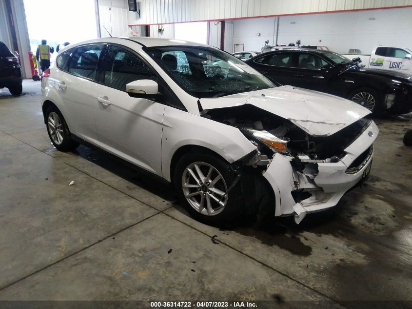 2015 FORD FOCUS SE - 1FADP3K24FL242221