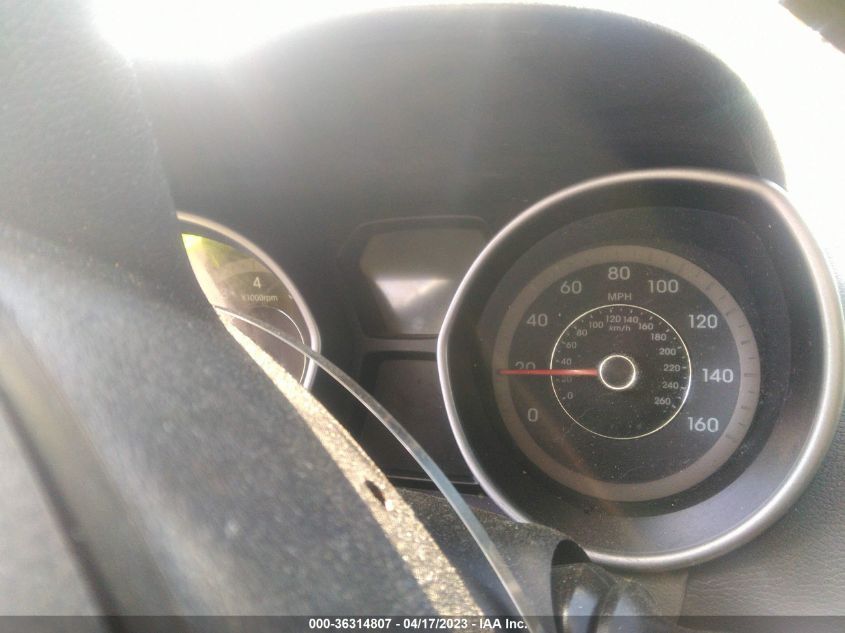 2015 HYUNDAI ELANTRA SE - KMHDH4AE7FU297972