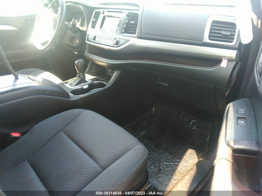 VIN 5TDBZRFH5HS418062 2017 TOYOTA HIGHLANDER LE