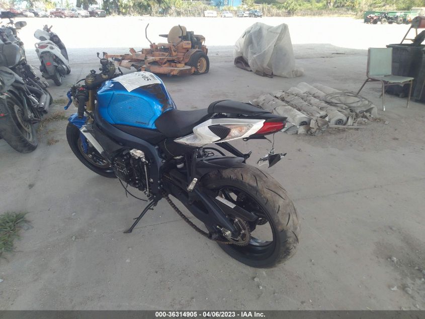 2011 SUZUKI GSX750 - JS1GR7MA2B2103258