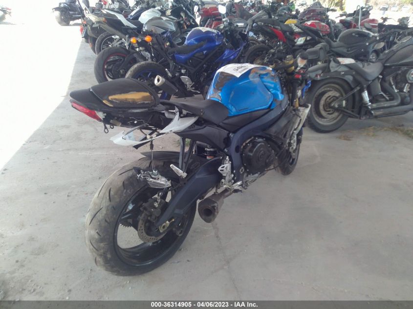 2011 SUZUKI GSX750 - JS1GR7MA2B2103258