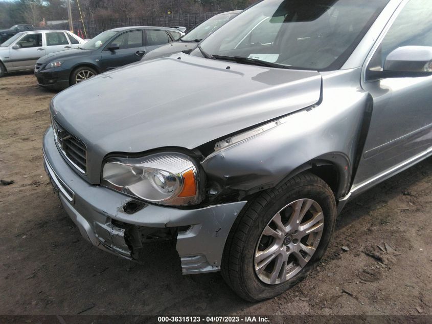 2013 VOLVO XC90 - YV4952CZ8D1672190