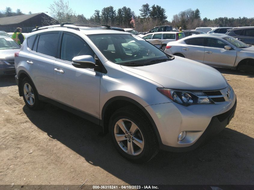 2015 TOYOTA RAV4 XLE - 2T3RFREV7FW243386