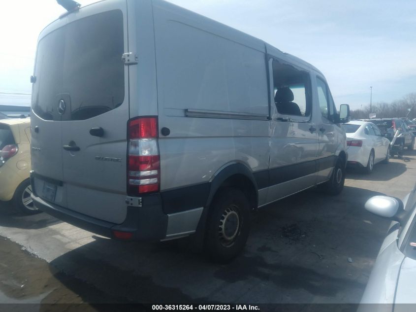 2014 MERCEDES-BENZ SPRINTER CREW VANS WD4PE7DC4E5918296