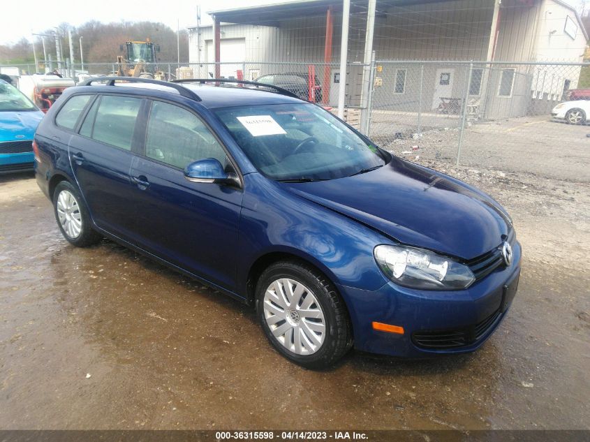 2014 VOLKSWAGEN JETTA SPORTWAGEN S - 3VWPP7AJ7EM614734