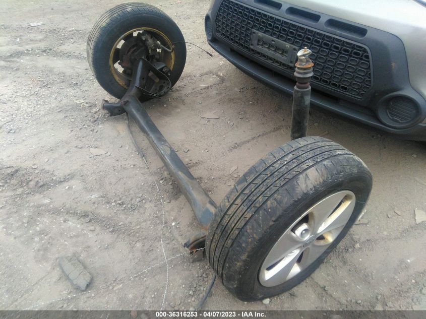 2015 KIA SOUL BASE - KNDJN2A20F7192943