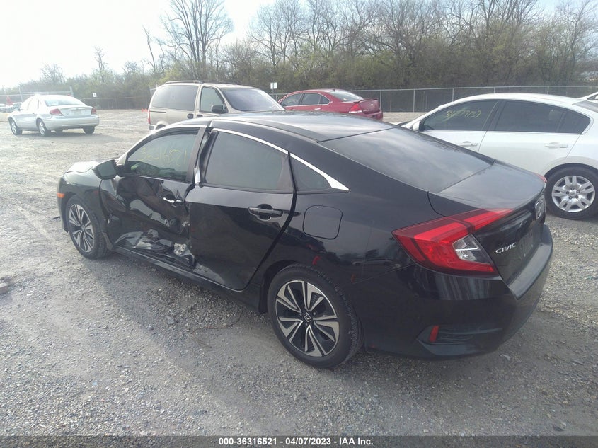VIN 19XFC2F58HE005773 2017 HONDA CIVIC SEDAN LX