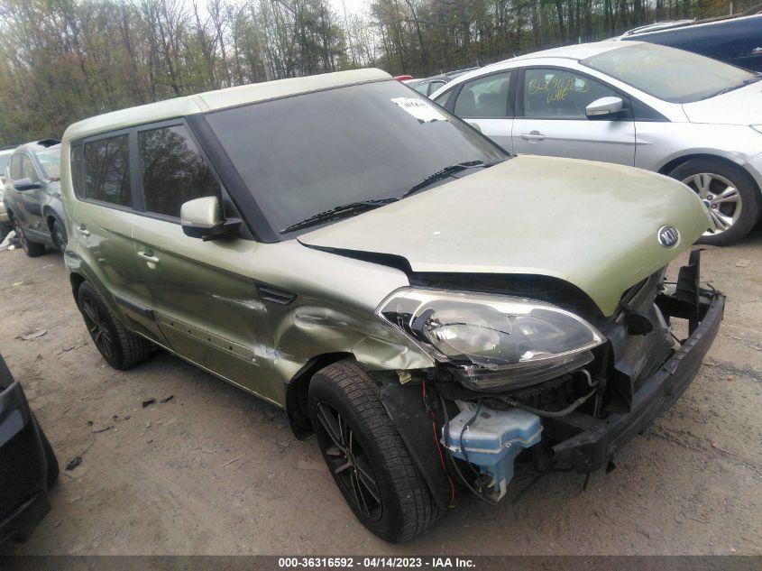 2013 KIA SOUL + - KNDJT2A64D7610717