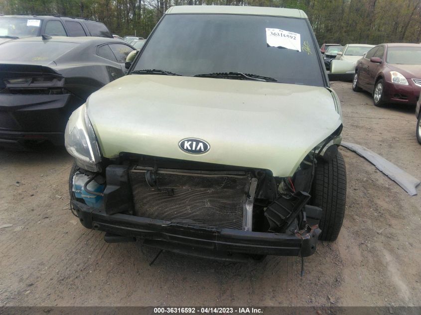 2013 KIA SOUL + - KNDJT2A64D7610717
