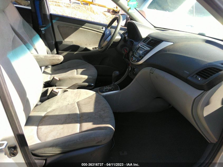 2013 HYUNDAI ACCENT GLS - KMHCT4AE9DU559692