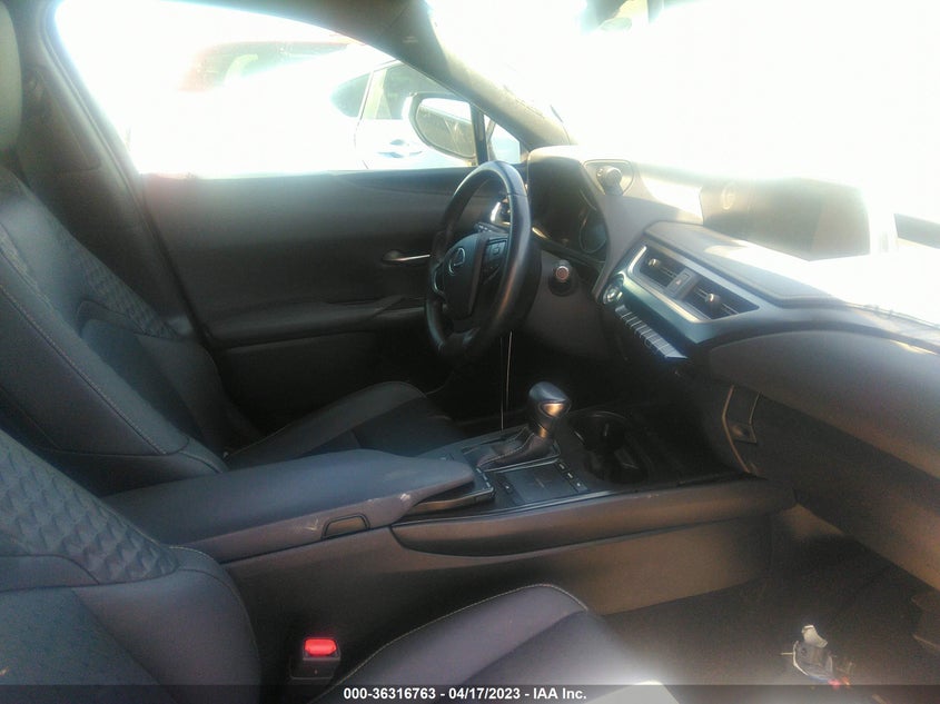 VIN JTHX3JBH5M2035821 2021 LEXUS UX UX 200