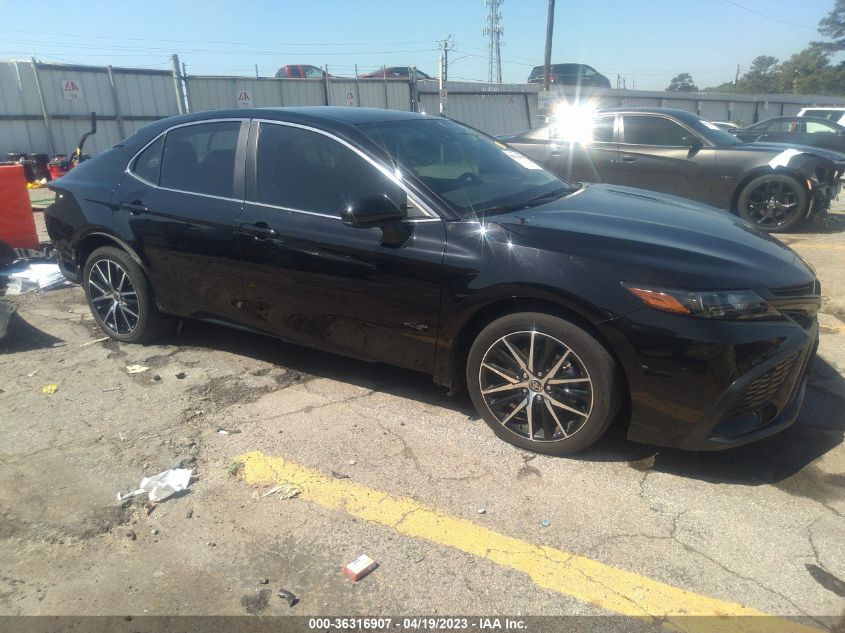 2021 TOYOTA CAMRY SE - 4T1G11AKXMU468541