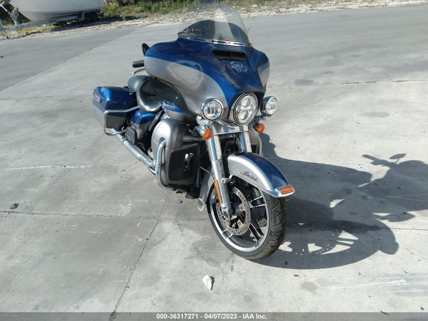 2017 HARLEY-DAVIDSON FLHTK ULTRA LIMITED - 1HD1KED12HB645892