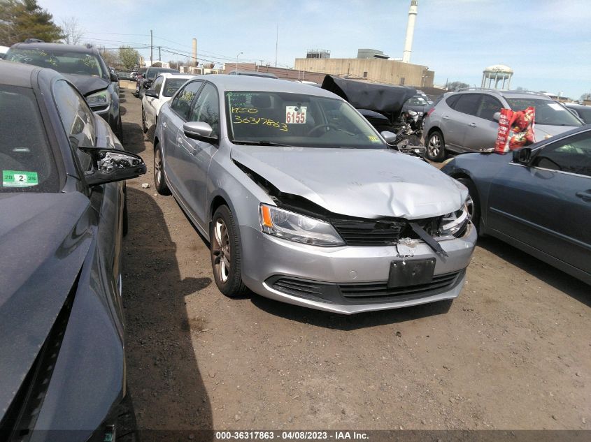 2014 VOLKSWAGEN JETTA SEDAN SE - 3VWD17AJ9EM270702