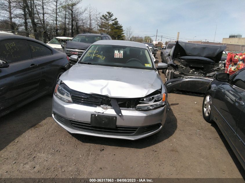 2014 VOLKSWAGEN JETTA SEDAN SE - 3VWD17AJ9EM270702