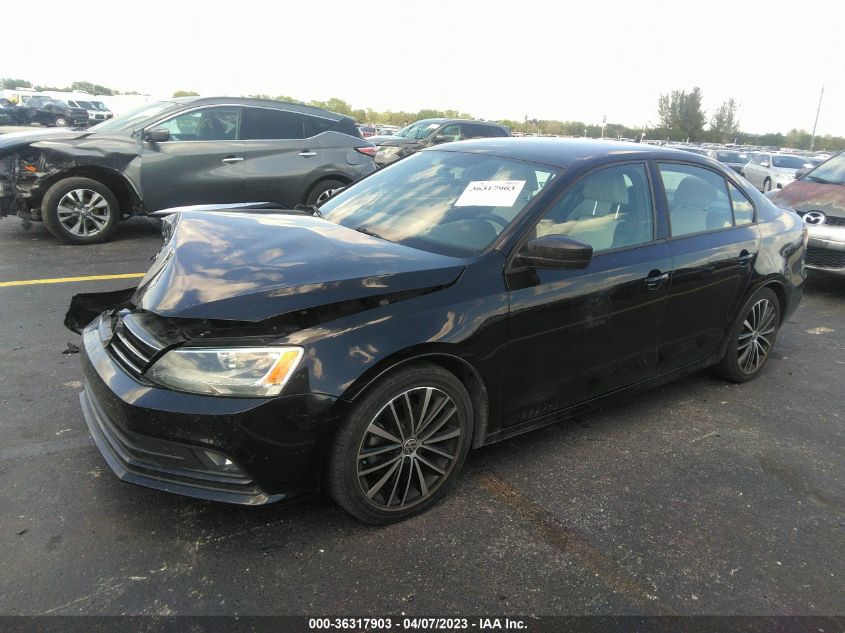 2016 VOLKSWAGEN JETTA SEDAN 1.8T SPORT - 3VWD17AJ4GM297390