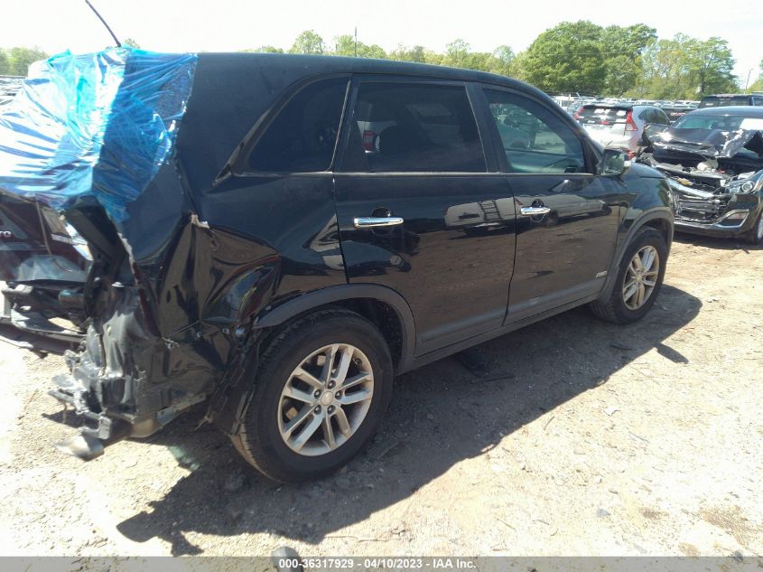 2014 KIA SORENTO LX - 5XYKTCA68EG425181