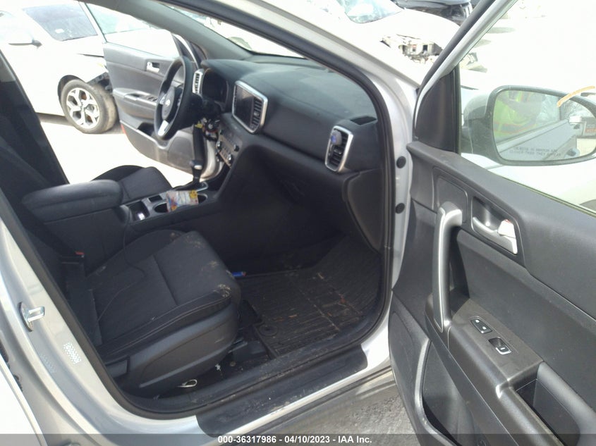 VIN KNDPM3AC6L7741343 2020 KIA SPORTAGE LX