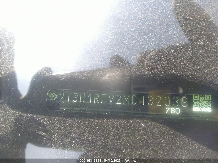 VIN 2T3H1RFV2MC132039 2021 TOYOTA RAV4 LE