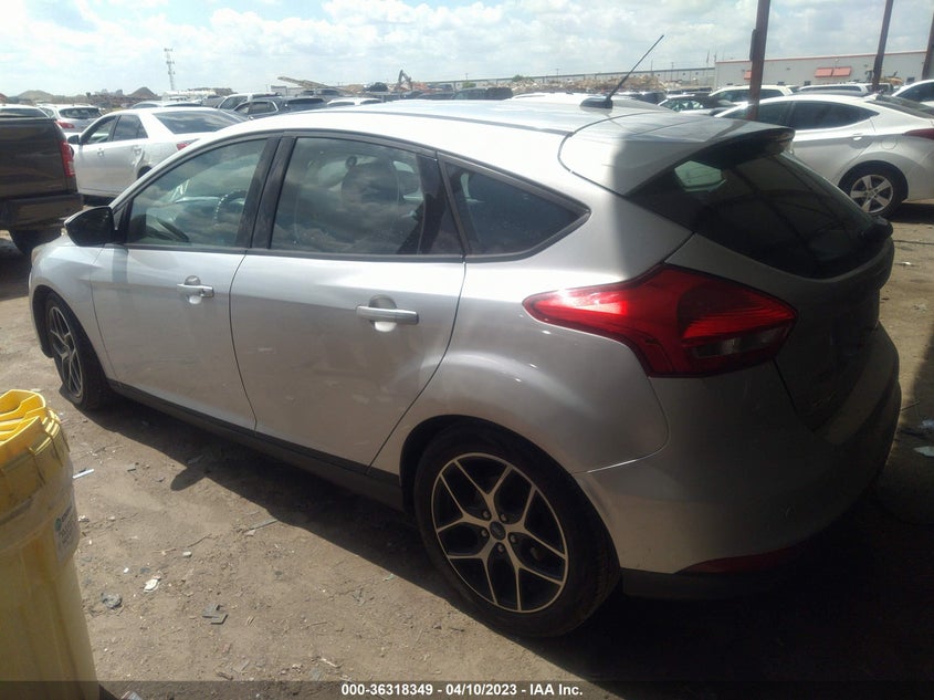 VIN 1FADP3M22HL313657 2017 FORD FOCUS SEL