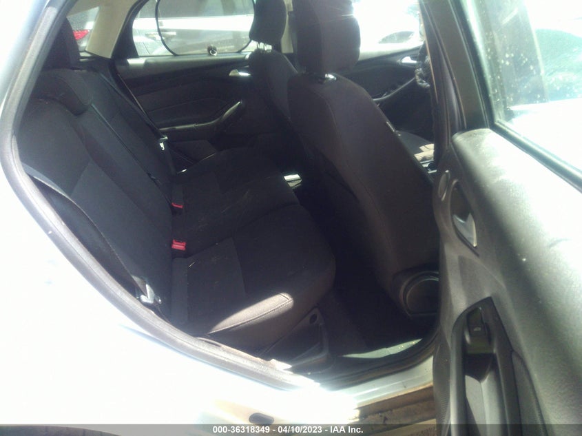 VIN 1FADP3M22HL313657 2017 FORD FOCUS SEL