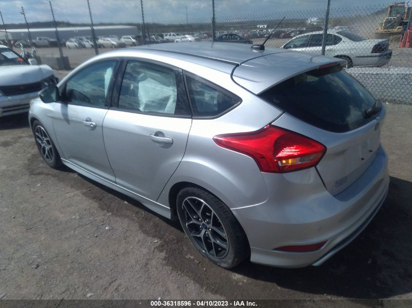 2016 FORD FOCUS SE - 1FADP3K25GL362532