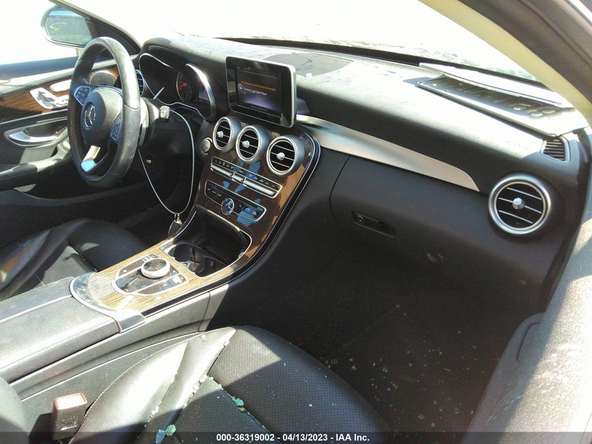 VIN 55SWF4KB7HU213084 2017 MERCEDES-BENZ C-CLASS C 300