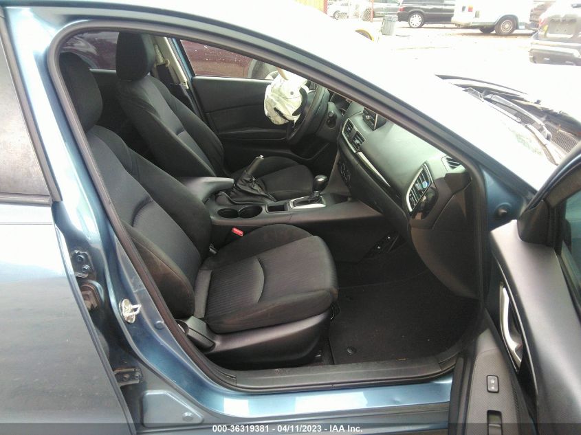 2014 MAZDA MAZDA3 I SPORT - JM1BM1U74E1146381