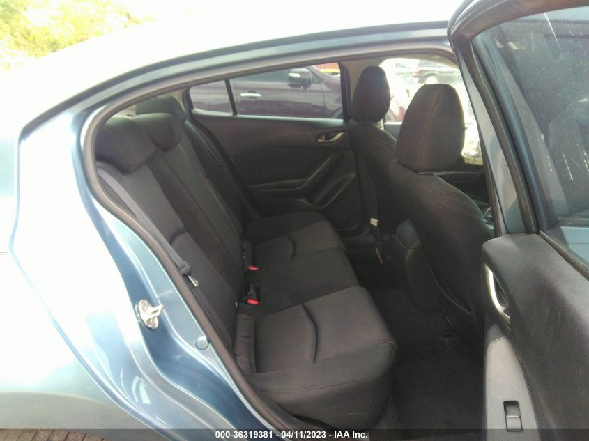 2014 MAZDA MAZDA3 I SPORT - JM1BM1U74E1146381