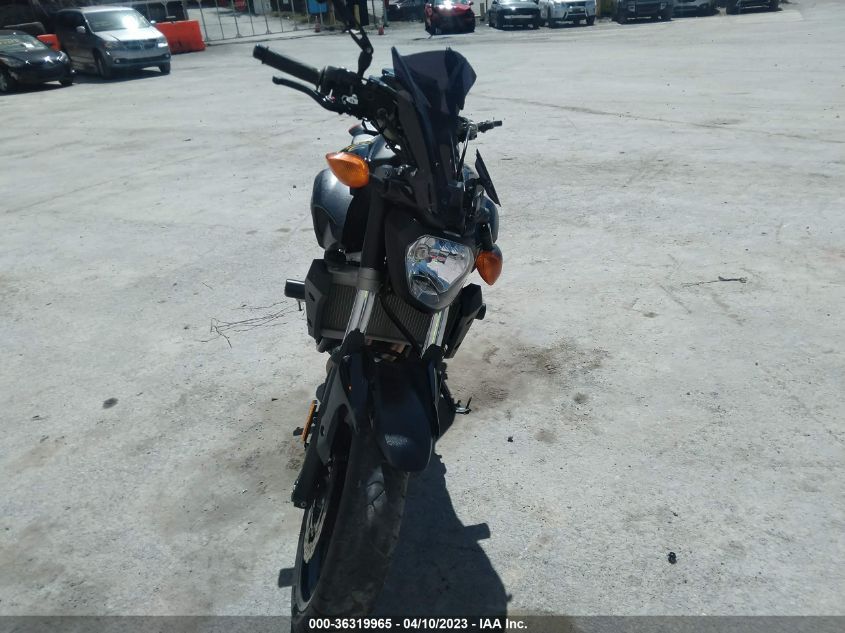 2016 YAMAHA FZ07 JYARM06E8GA011164
