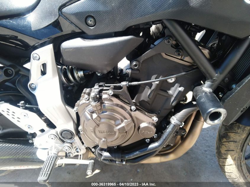 2016 YAMAHA FZ07 JYARM06E8GA011164