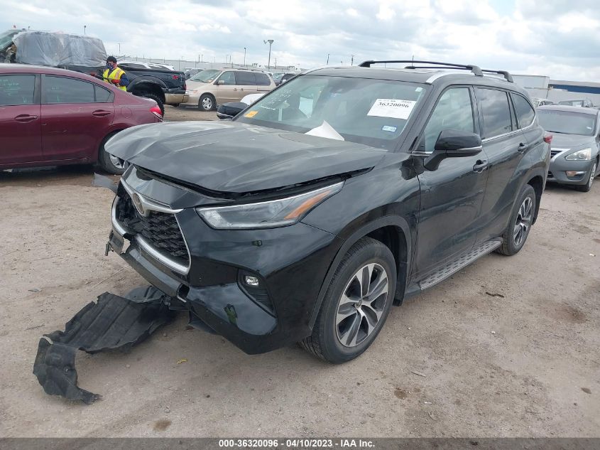 2021 TOYOTA HIGHLANDER XLE - 5TDGZRAH7MS532507